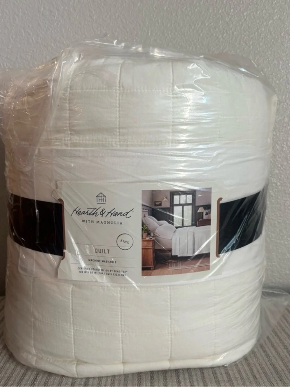 Hearth & Hand Cream grid stitch Quilted Bedspread